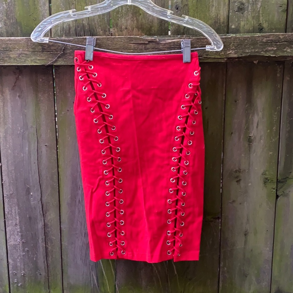 Hot & Delicious red corset skirt sz. M